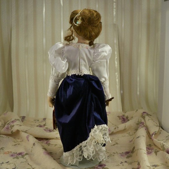 Concert Porcelain Doll 20" W/Stand - Picture 5 of 7